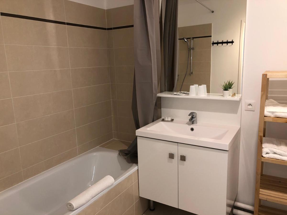 Disneyland Parks 1,4 Km - Family Suite Apartment - 6 Persons Maximum Serris Exteriör bild